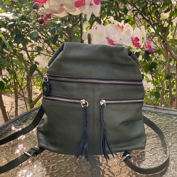 orYANY Chloe Olive Green Leather Zippered Backpack main image 8